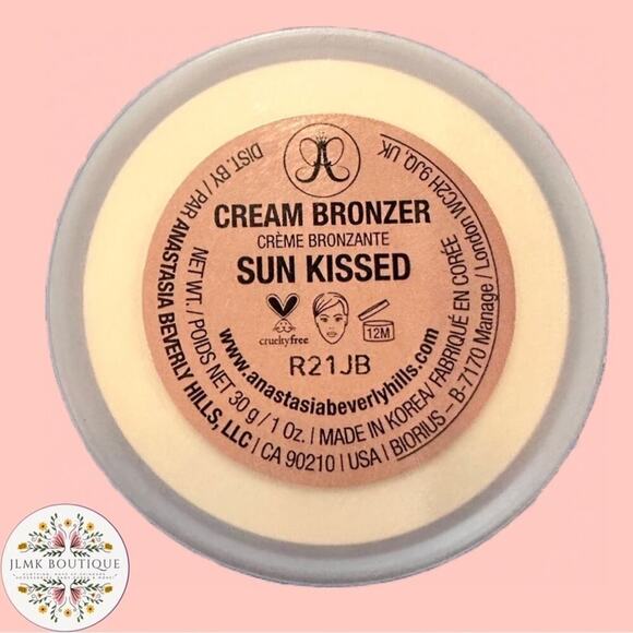 Anastasia Matte Contour & Sculpt Cream Bronzer - SUN KISSED - Picture 6 of 7